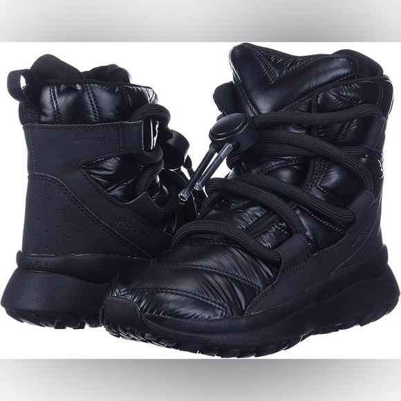 Merrell Shoes - Merrell Cloud Puff Quick Lace Polar Waterproof Weightless Boots - Black sz 8.5US